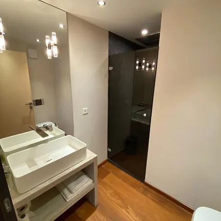 Appartement Au Cœur Des Eaux-vives *